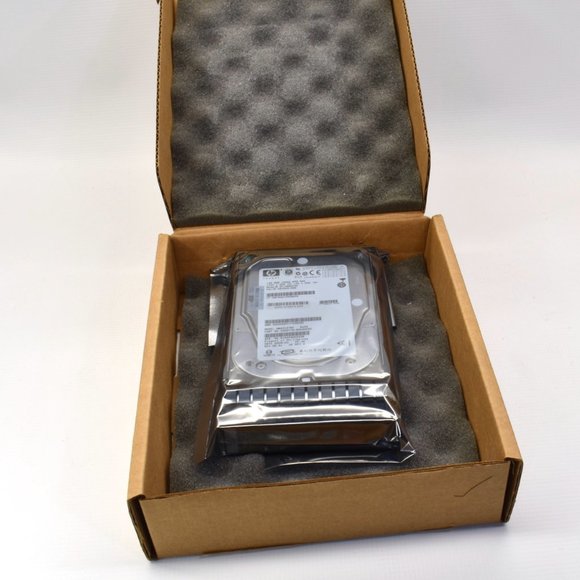 HPQ 146GB 15000 RPM SAS HS Hard Drive 3.5" Internal Brand New - Picture 2 of 3